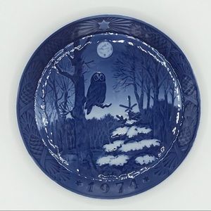 🎄🎁 Royal Copenhagen Christmas Collector’s Plate - 1974